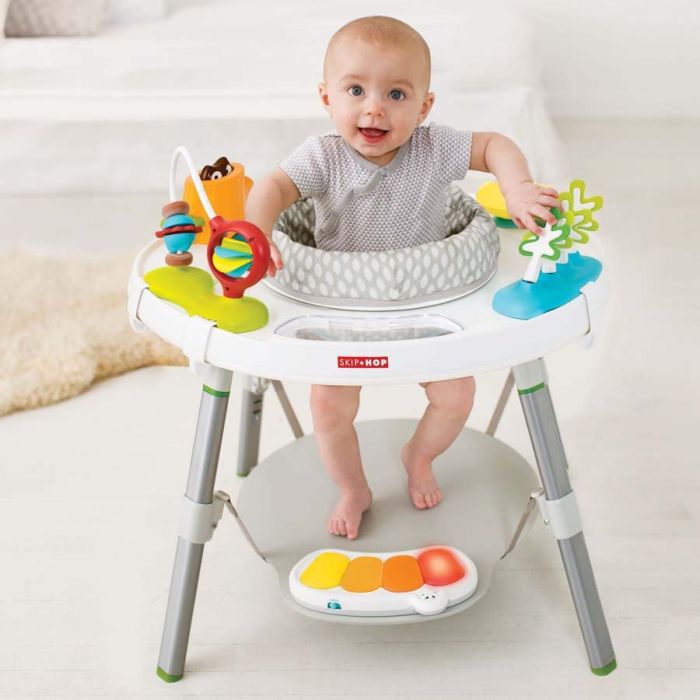 Aktivitetssenter, Skip Hop, Explore & More