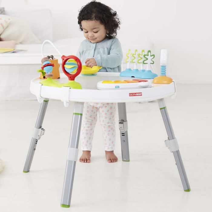 Aktivitetssenter, Skip Hop, Explore & More