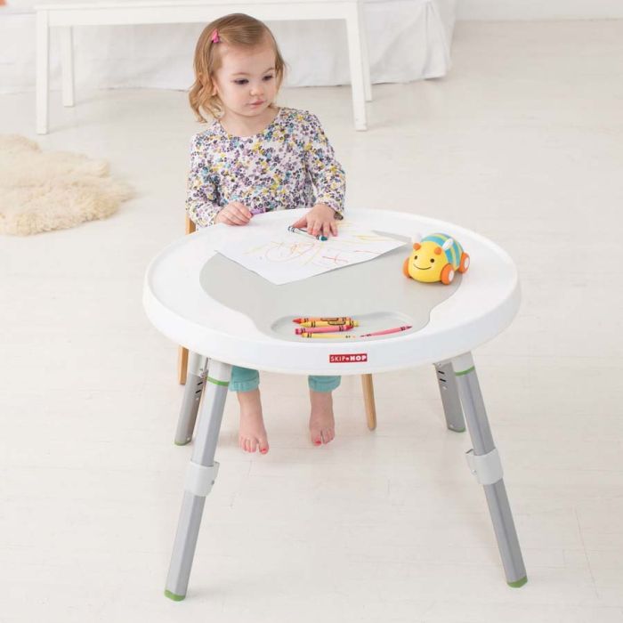 Aktivitetssenter, Skip Hop, Explore & More