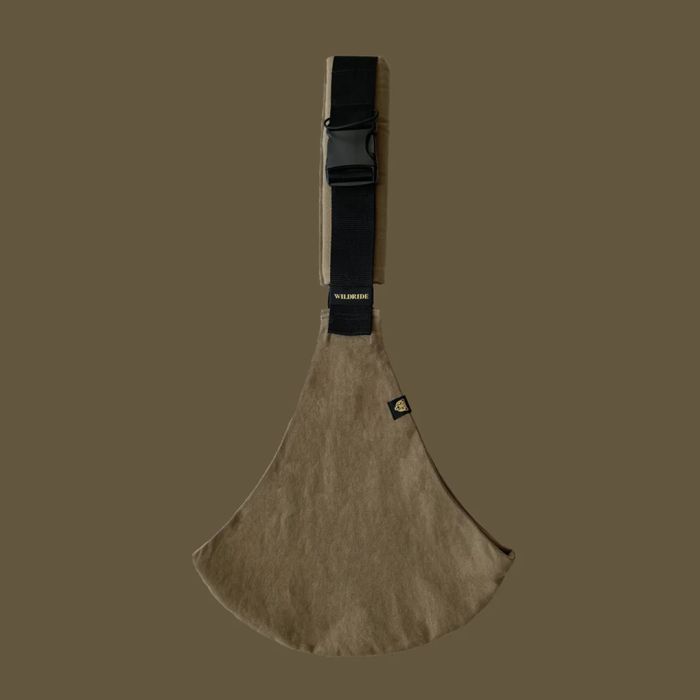 Bæresele, Wildride, Camel Linen