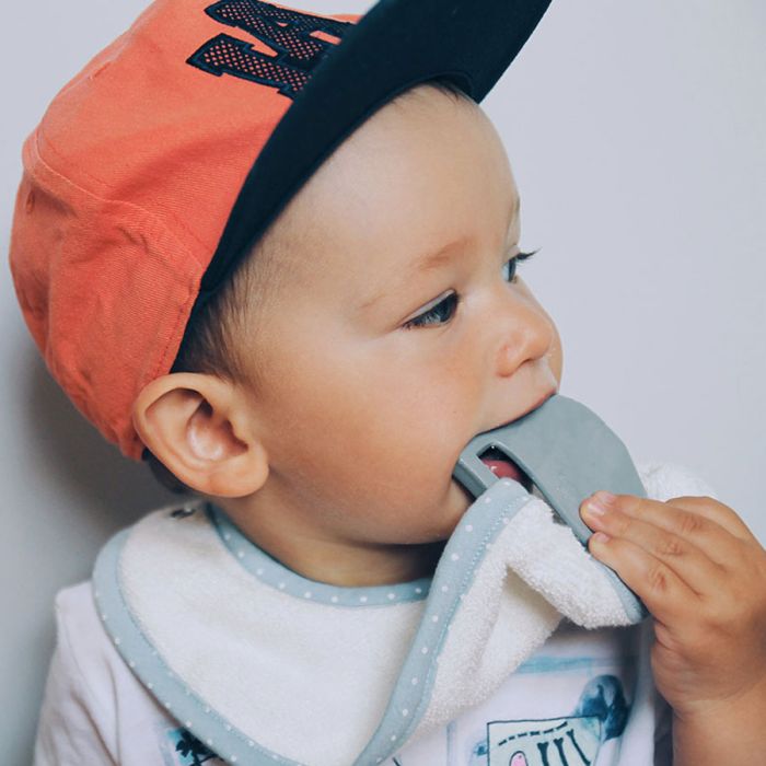 LullaLove smekke m/bitering i naturgummi, hvit