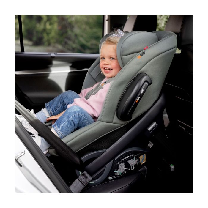 BeSafe Stretch² Bilstol,  Black Soft Breeze