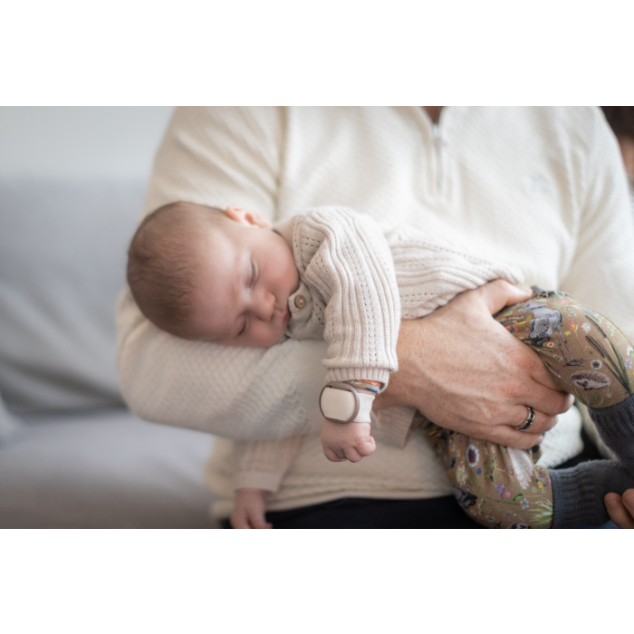BabySensor Relax, Smart Babycall med sensor, 4G Live kamera og familie­deling