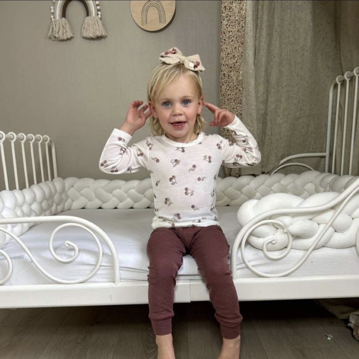 Ulltrøye, Helledussen, Cherry