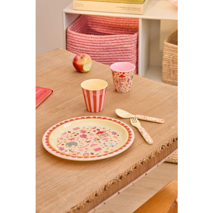 Barnetallerken, Rosa karnevalmotiv, Rice