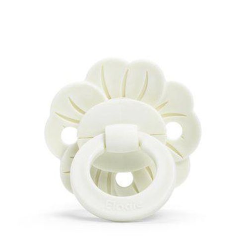 Smokk, Elodie, Binky Bloom, Vanilla White