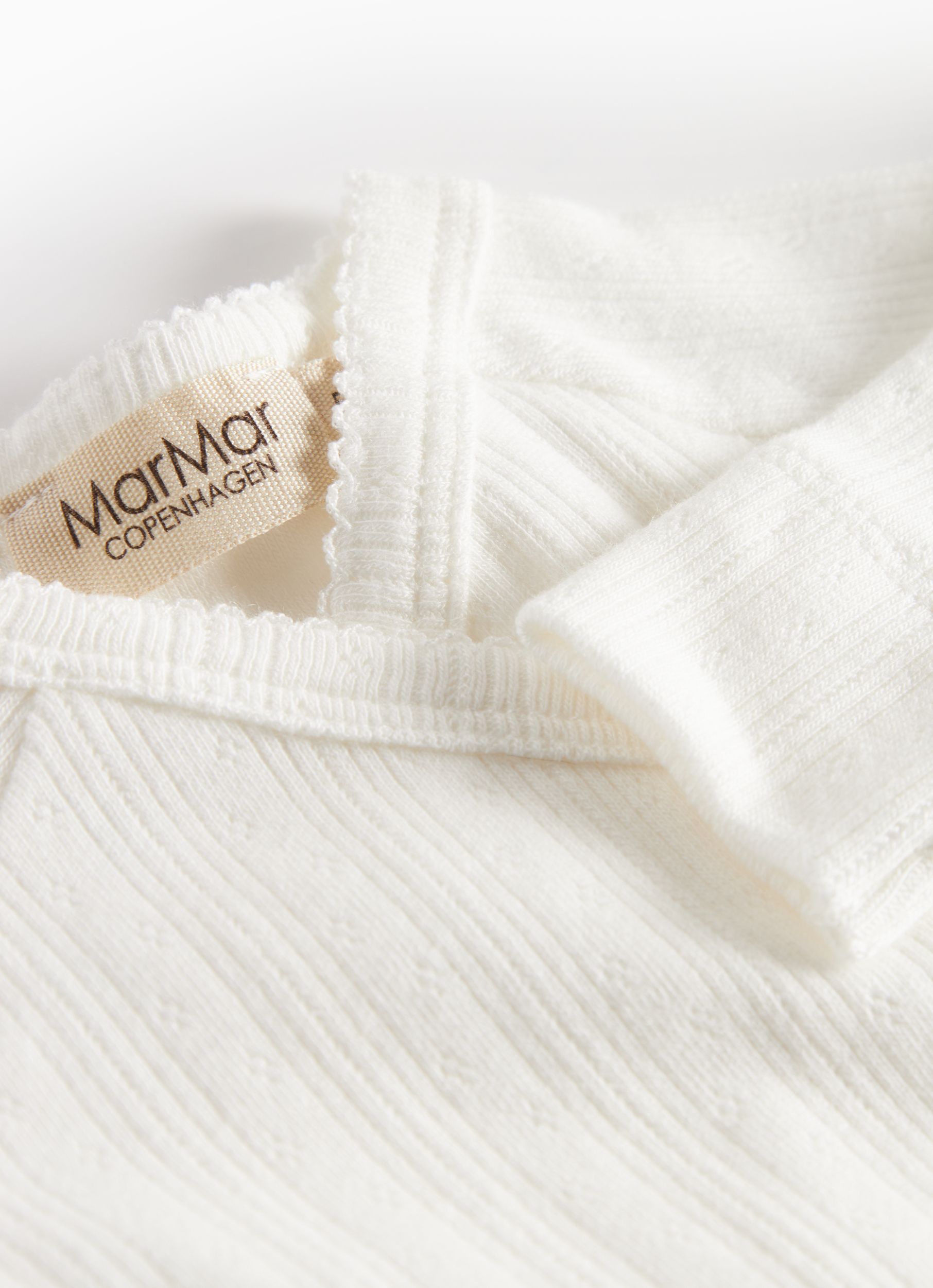 Omslagsbody, MarMar, Belita, Modal, Gentle White