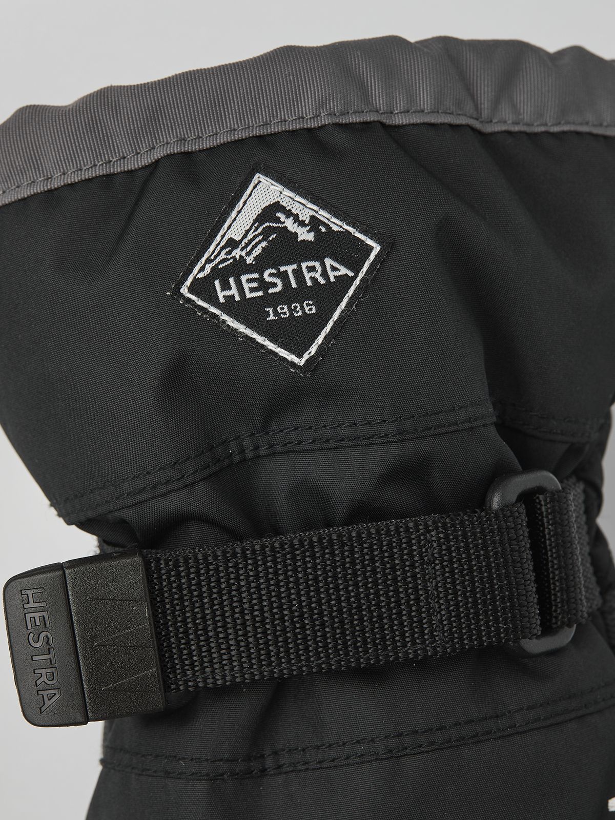 Hansker, Hestra, Gauntlet CZone Jr, Black/graphite
