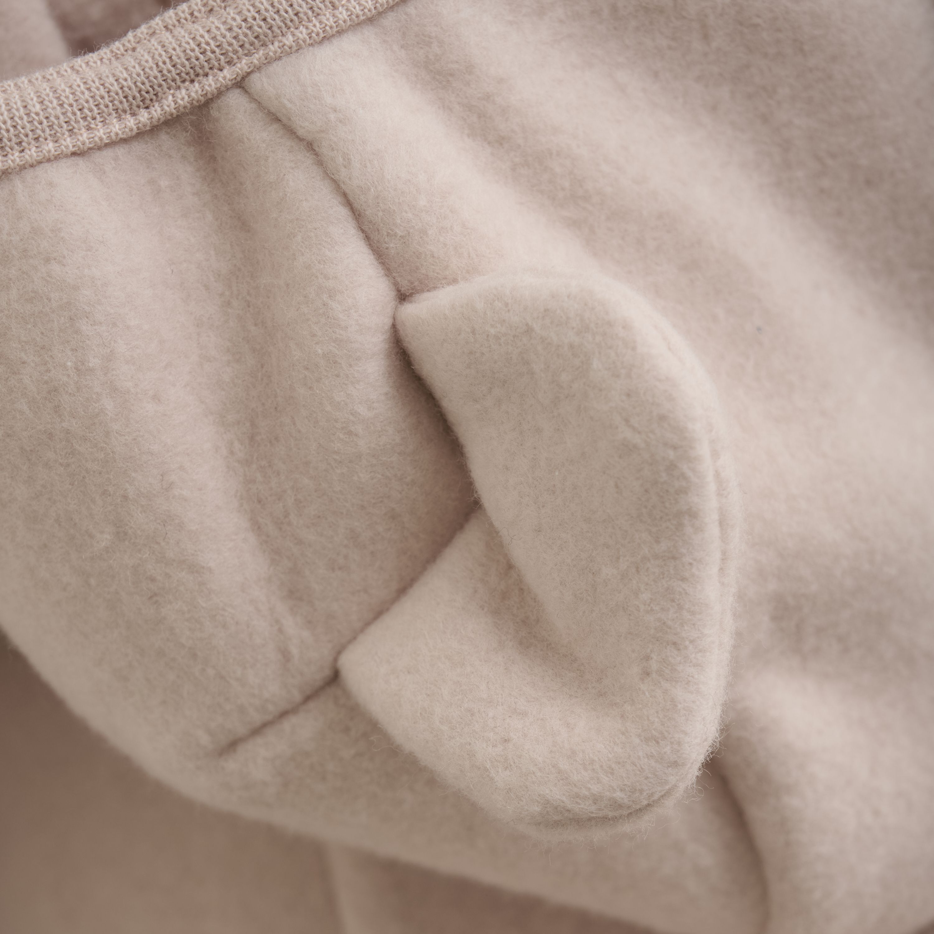 Babysuit, Huttelihut, Almond Peach
