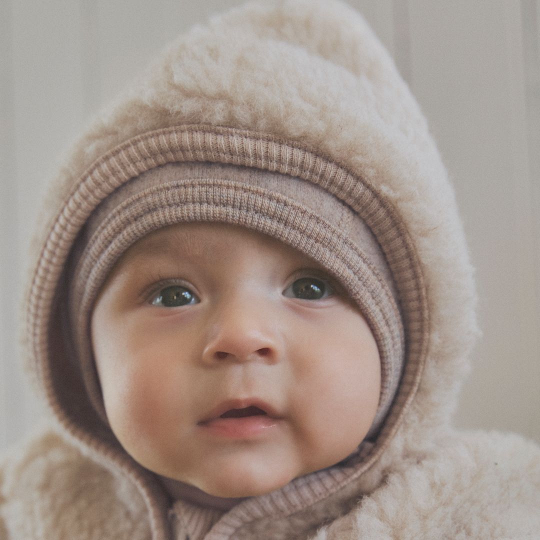 Heldress, Huttelihut, Wool Teddy w. Lin, Cement