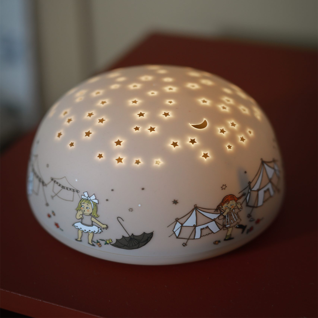 Nattlampe med stjernehimmel og musikk, Rätt Start, Pippi