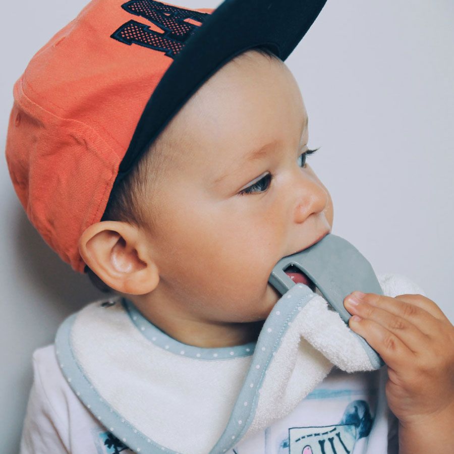 LullaLove smekke m/bitering i naturgummi, hvit