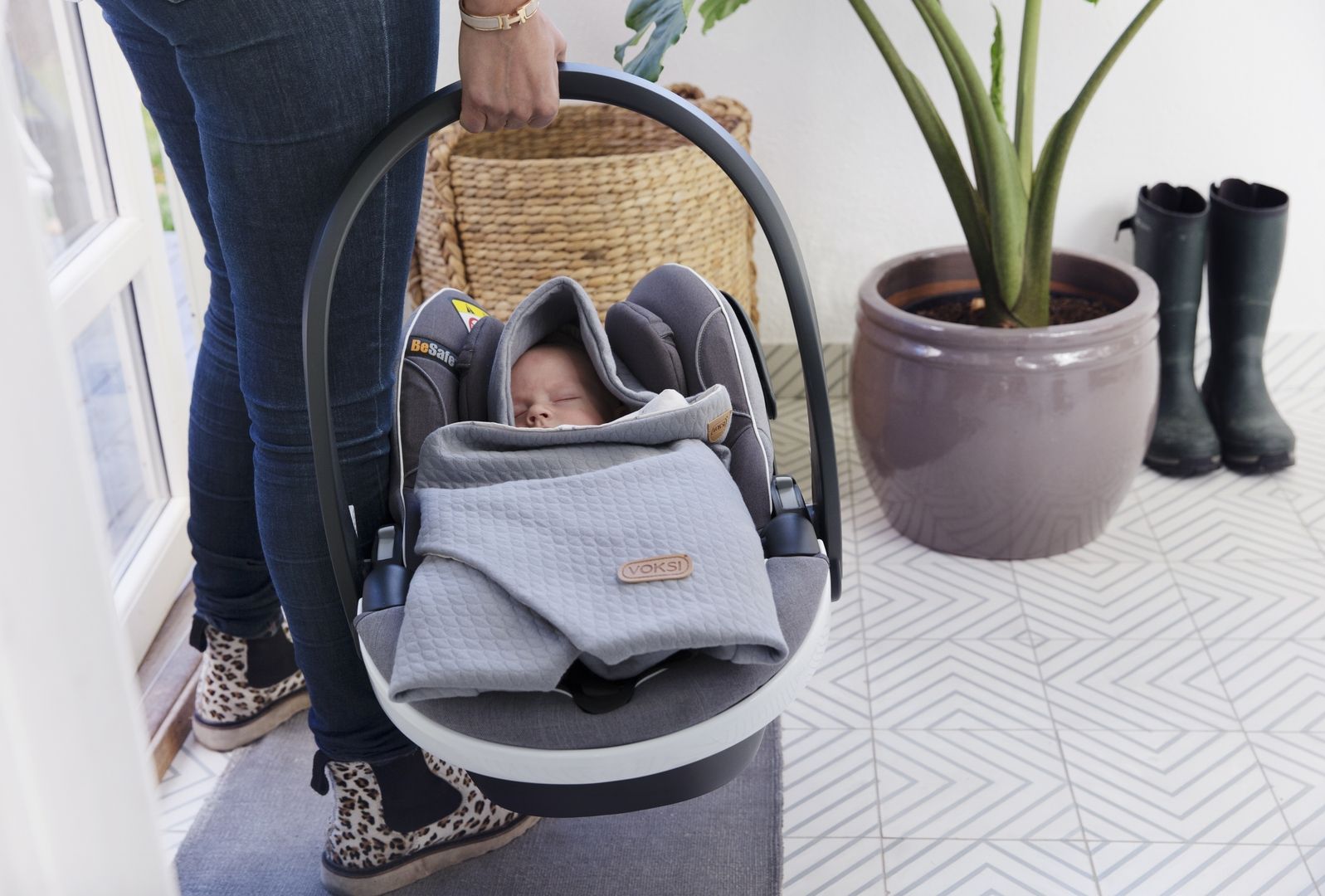 Voksi Baby Wrap Babyteppe, Star Light Grey