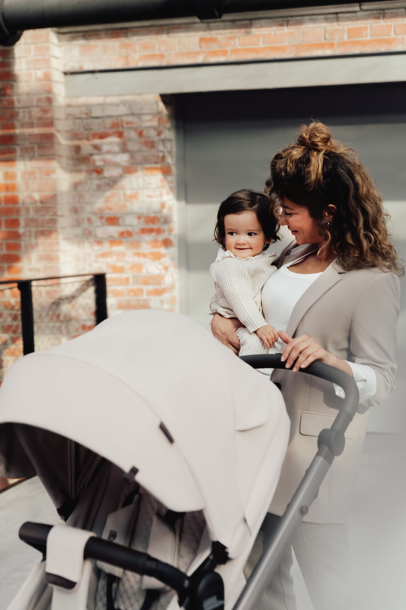 Britax, Smile 5Z, Soft Taupe + Baby-Safe Pro + Base 5Z Vario