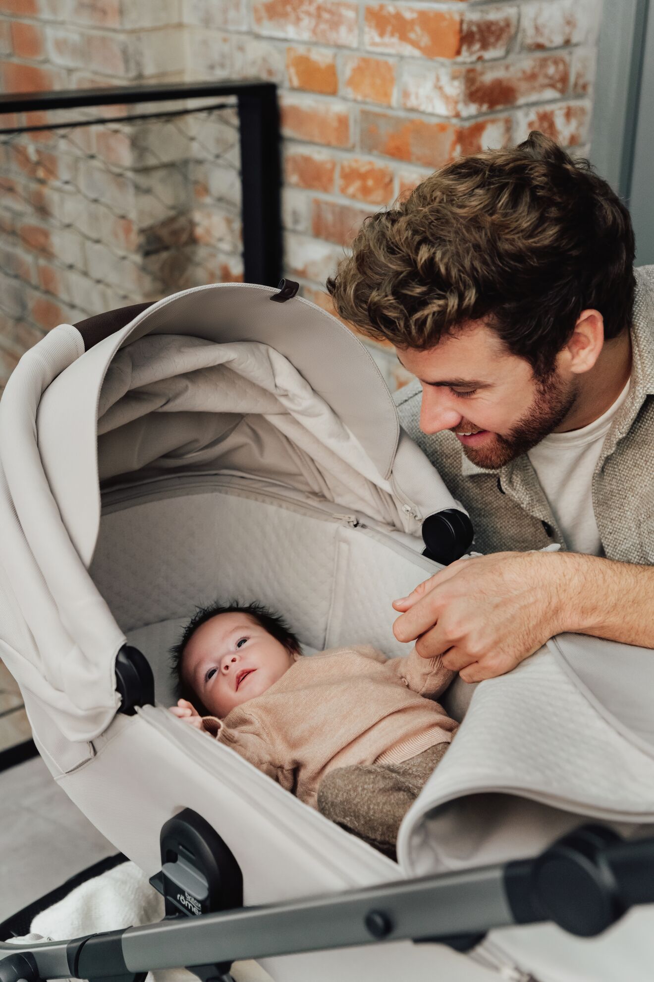 Britax, Smile 5Z, Soft Taupe + Baby-Safe Pro + Base 5Z Vario